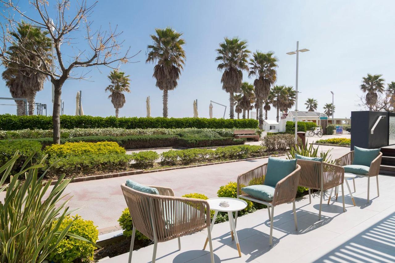 Hotel Commodore ريتشوني المظهر الخارجي الصورة
