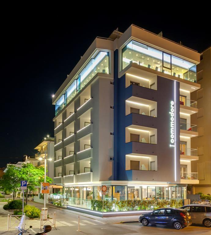 Hotel Commodore ريتشوني المظهر الخارجي الصورة