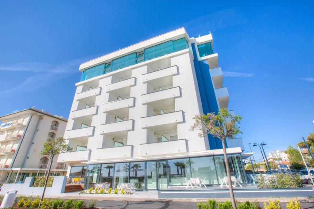Hotel Commodore ريتشوني المظهر الخارجي الصورة